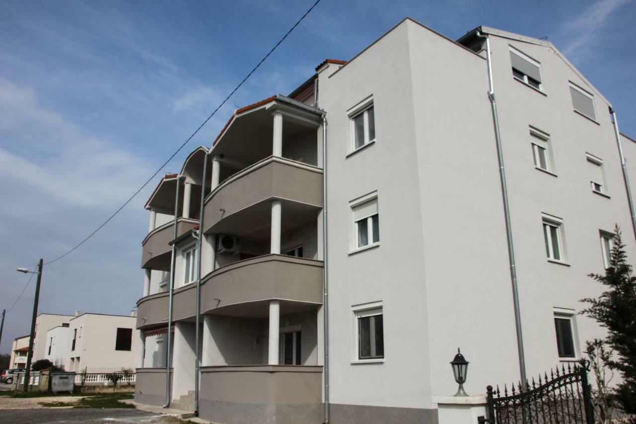 Apartments Dubravka Medulin Exterior photo